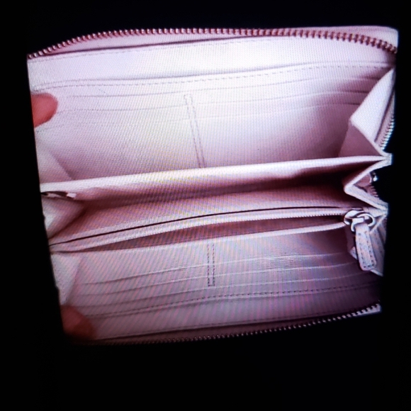 3 piece Coach set. - Picture 7 of 8